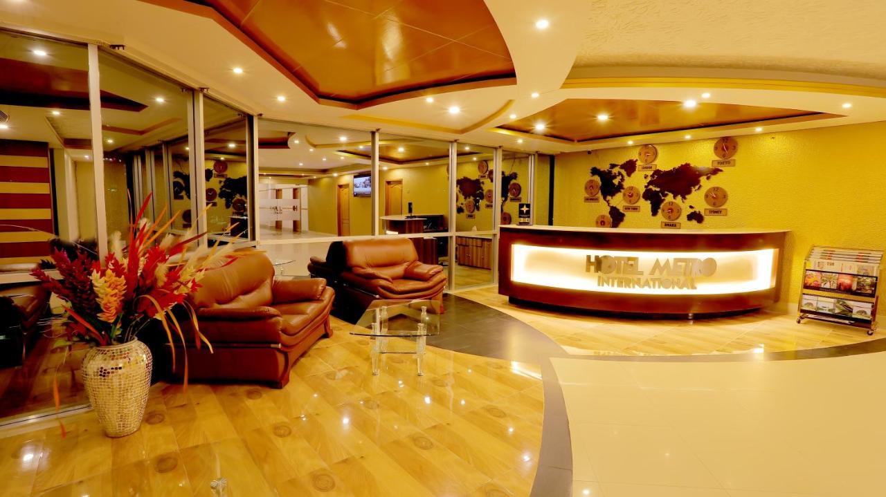 סילט Hotel Metro International מראה חיצוני תמונה