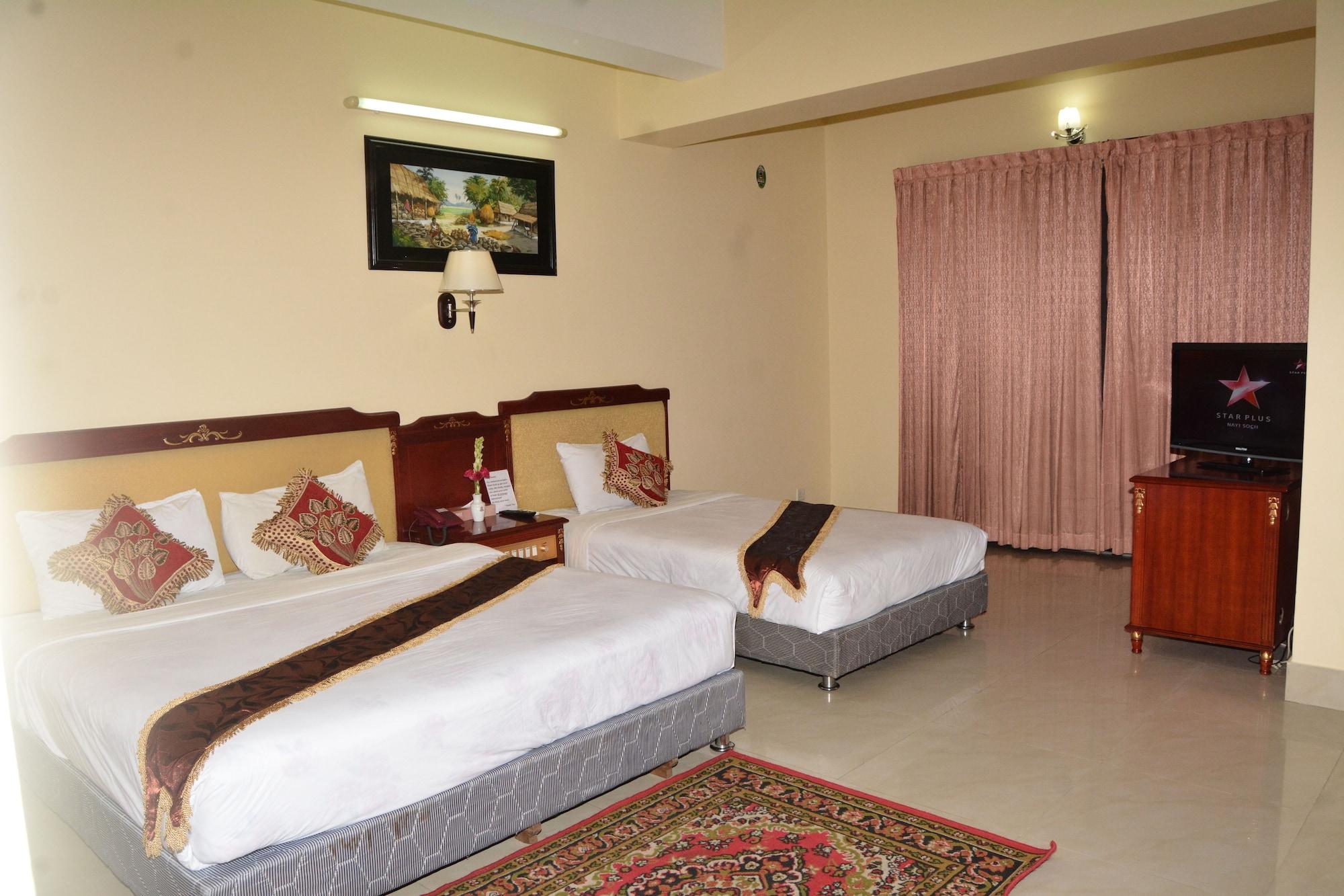 סילט Hotel Metro International מראה חיצוני תמונה